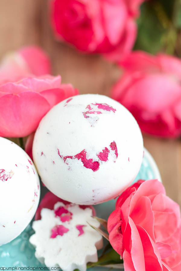 Rose Milk Bath Bomb